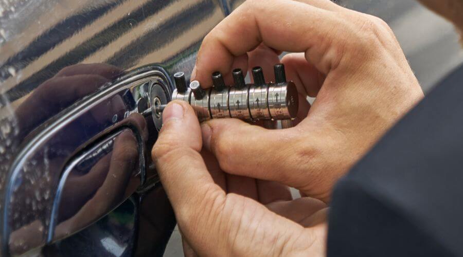 Expert tile roof repair services in Alvordton, OH